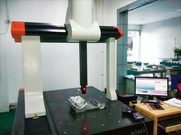 10L-100L Large-Capacity Industrial Blow Molds Durable PET Blow Molding Molds for Smooth and Consistent Production