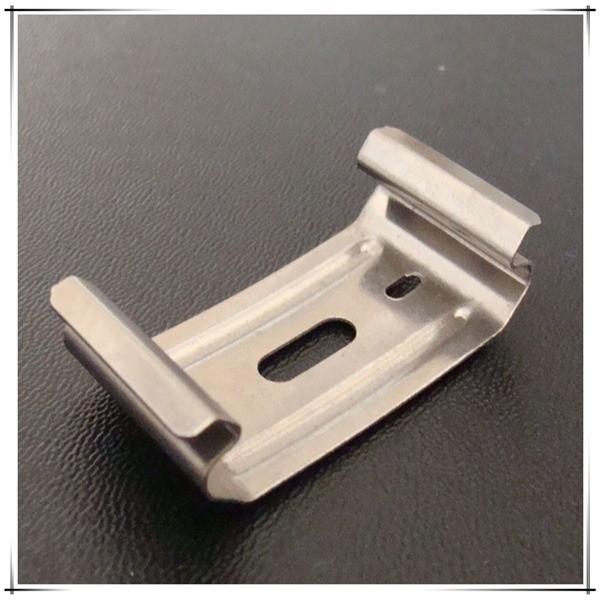 Fabrication personnalisée de tôles métalliques de précision pour les pièces de soudage à découpe laser en aluminium OEM