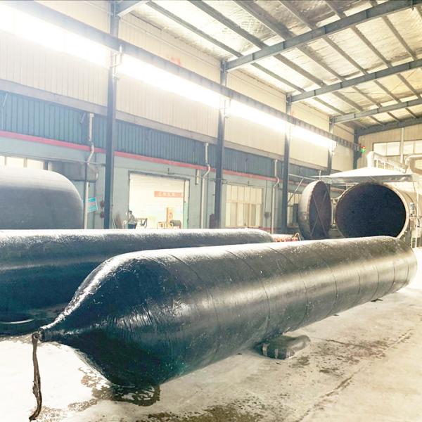 Vessel Launching Boat Lift Airbags , Natural Rubber Inflatable Rubber Balloon