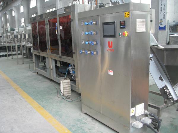PET Plastic Bottled Carbonated Drinks Filling Machine , Carbonated Drink Production Line