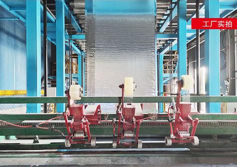 Self Adhesive Modified Bitumen Waterproof Membrane Color Steel Tiles On The Roof