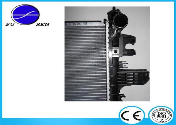 Plate Style Heavy Duty Radiator Nissan Patrol Y62 For Engine Cooling System
