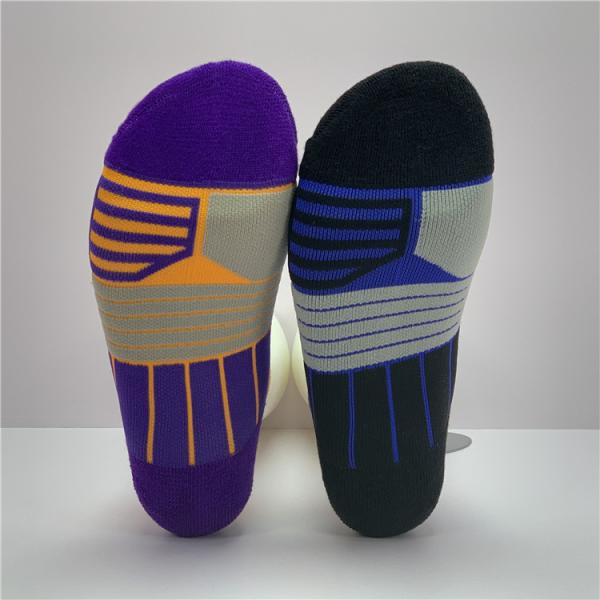Unisex Regular Style Ankle Sport Socks with Anti Slip Design and Quick Dry Technology