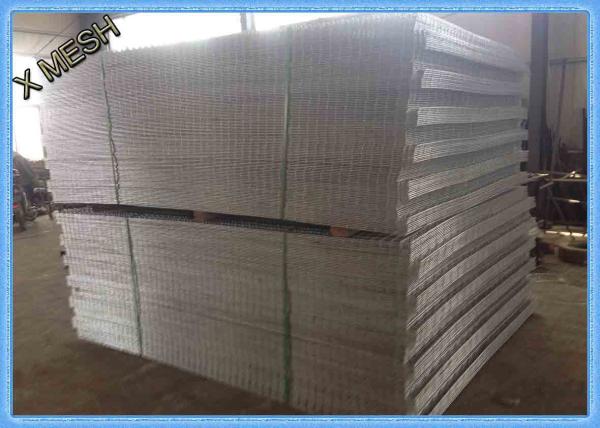 Powder Coated Welded Wire Mesh , Hot Dipped Galvanized Wire Fence Panels Black