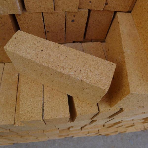 Dry Pressed Insulating Refractory Brick Kiln Fired Clay Bricks Low Porosity Fireclay Bricks