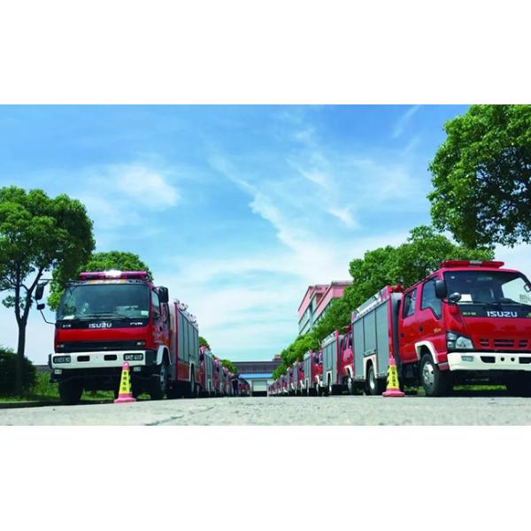 4x2 Drive Six Seats Isuzu Chassis Foam Firefighting Truck Vehicle Pump 60L/s