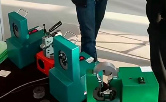 1200W 220V AC Hose Crimping Machine for 5/8 Inch Automotive Tubes
