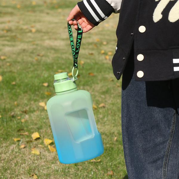 Time Marker Water Drink Reminding Popular Design Sport Plastic Bottle 2liter