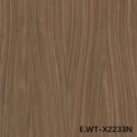 Finition de haute qualité de faisceau de bois de construction de noix européenne E.WT-X2233N Quarter Cut Grain droit 0,6 mm Pour l'intérieur de la voiture OEM