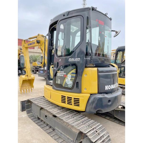 Excavateur d'occasion Komatsu PC55MR Petite excavatrice avec soupape hydraulique d'origine