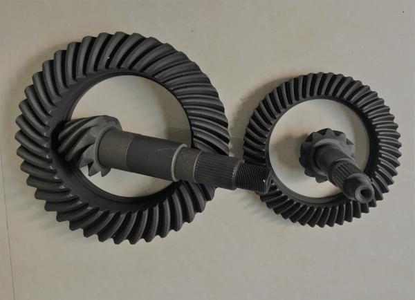 Spiral Bevel Crown Wheel And Pinion Gear For MITSUBISHI Truck Parts High Rigidity