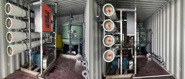                  Trailer Mobile Containerized Sea Water Maker Seawater Desalination Machine for Drinking Irrigation Process Water             