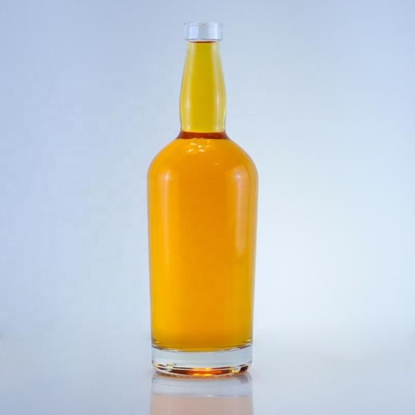 Clear 750ml Valiant Glass Bottle for Beer Made of Clear Glass
