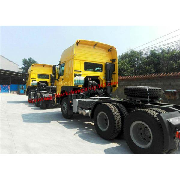 El tractor remolque de encargo resistente acarrea la dirección hidráulica con ayuda del poder