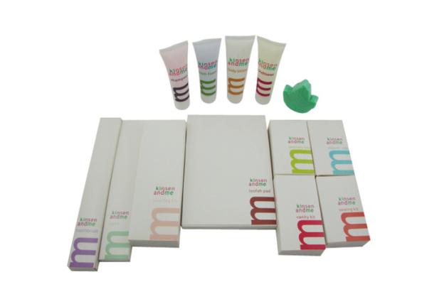 Eco - Friendly Hotel Amenity Kits For 3 Star Hotels Living Room
