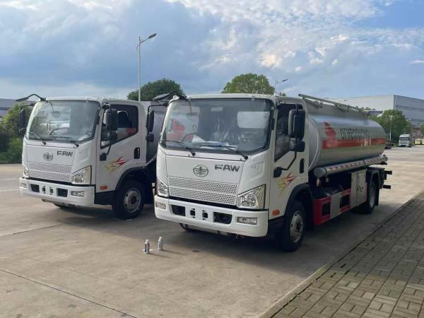 FAW Best Seller 6CBM Mobile Fuel Truck New Manual Transmission 4x2 Oil Tanker Factory Price Fuel Dispensing Truck Low Price