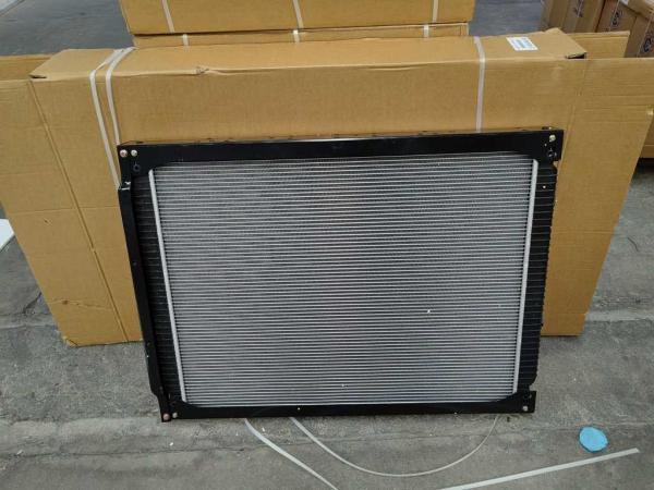 WG9918530001 Radiator HOWO Truck Parts Cabin Parts