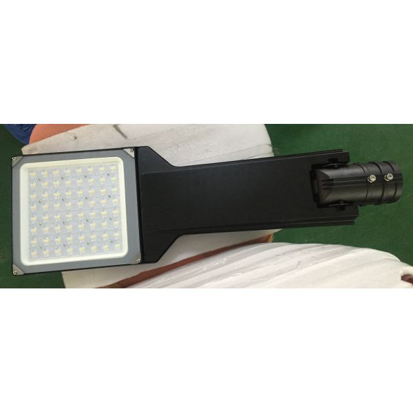 Aluminium 120lm/W 6500K IP66 150W 60mm Street Pole Light