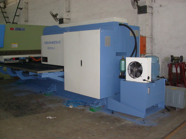 CNC машины пунша отверстия металлического листа высокой точности гидровлический промышленный