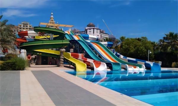 Parque de diversões aquáticos Jogos Grandes Slides de fibra de vidro para venda