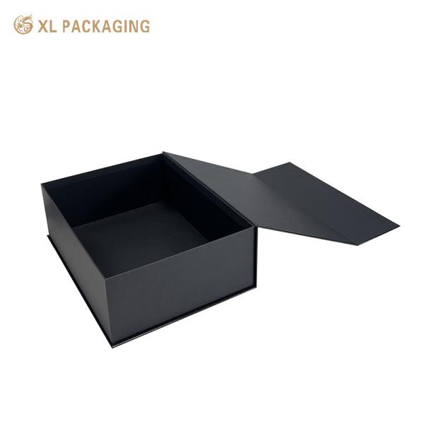 Caja de cierre magnético de cartón negro de ropa plegable prendas de vestir camiseta personalizada fábrica al por mayor Caja de embalaje