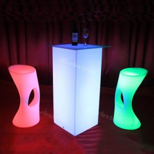 Outdoor LED Light Cocktail Table High Cuboid PE Plastic Material With Remote
