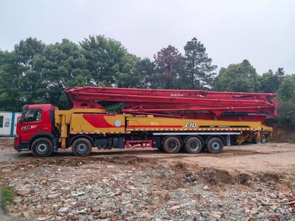 2020 Années Sy Camion à pompe à béton 67 mètres En utilisant le châssis Mercedes Les fabricants de camions à pompe à béton