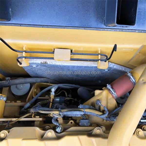 Excavateur CAT330B d'occasion de 208 kW avec une puissance élevée et une conception en acier doux