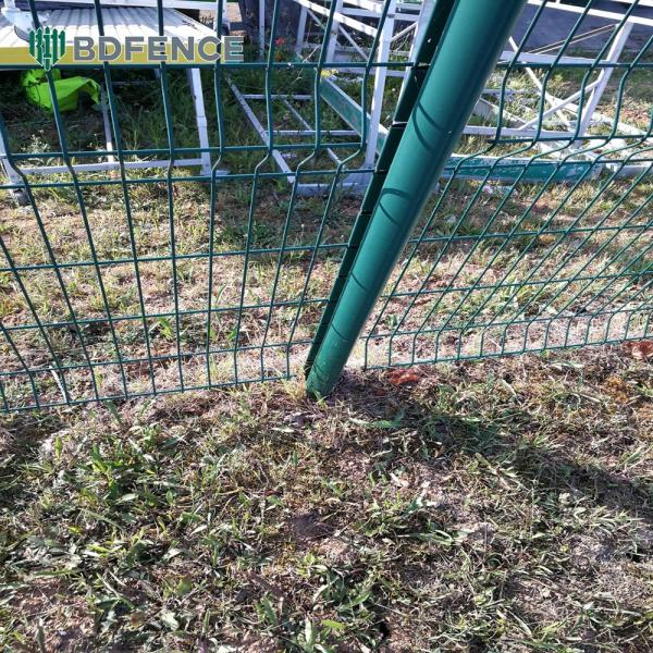 Kindergarten 1.8 M High V Mesh Fencing Playground Safety