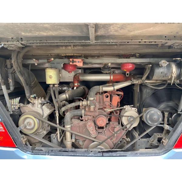 Настоящее новое прибытие использовало более высокие места автобуса 51 тренера KLQ6115 половина используемая двигателем дизеля автобуса Yuchai бежит хорошее