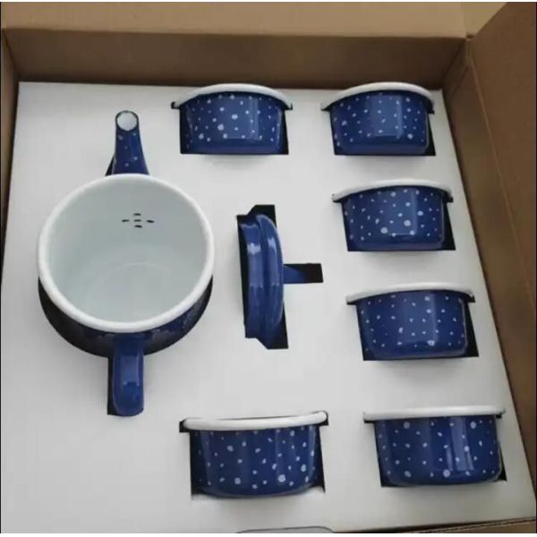 Carbon Steel Enamel Hotel Gift Kettle Tray Set Accompanied with Mugs OEM Service