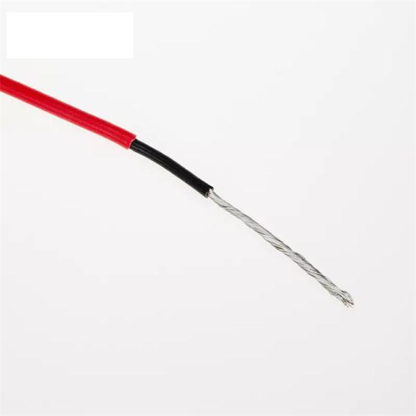 O painel solar picovolt da extensão cabografa 2.5mm DC1000V 30A para o conector da central elétrica