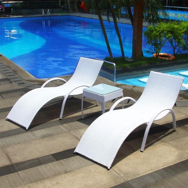 Leisure pool PE rattan sunbed outdoor chaise lounge wicker rattan sun lounger beach chair