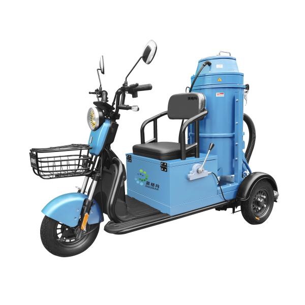 Double Barrel Industrial Riding Vacuum Cleaners Battery Powered Three Wheels
