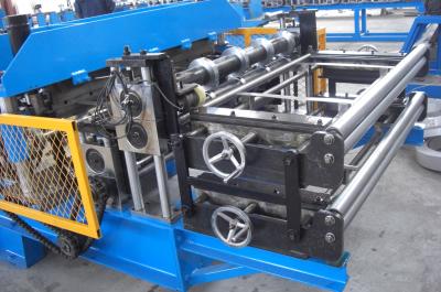 a alta velocidade 15KW e a dupla camada de aço da forja 45# rolam formando a máquina