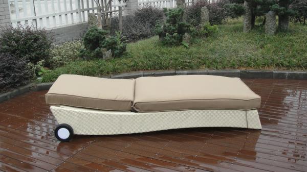 Adjustable Swimming Pool Side Rattan Sun Lounger , Hand-Woven