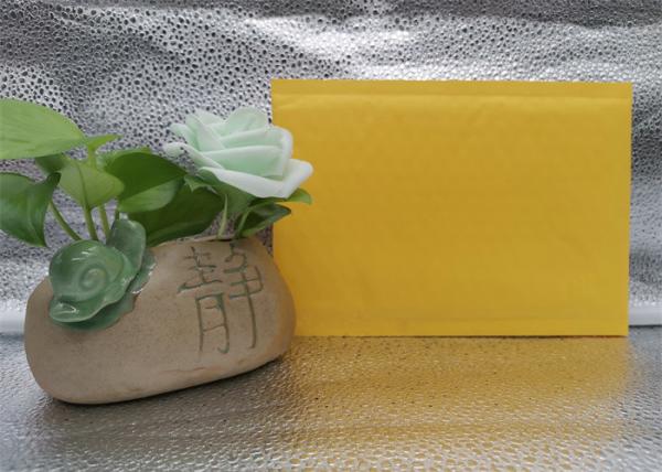 Os encarregados do envio da correspondência amigáveis biodegradáveis da bolha de Eco ensacam o papel de embalagem feito sob encomenda de 8x4
