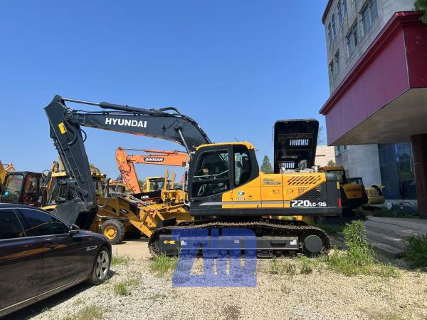 22ton Hyundai Excavator Used 220LC-9S