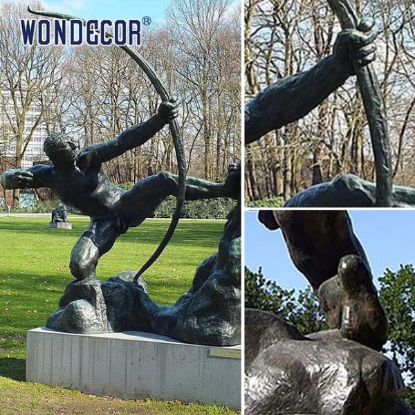 Бронзовая скульптура греческой мифологической фигуры Геркулеса Арчера в парке