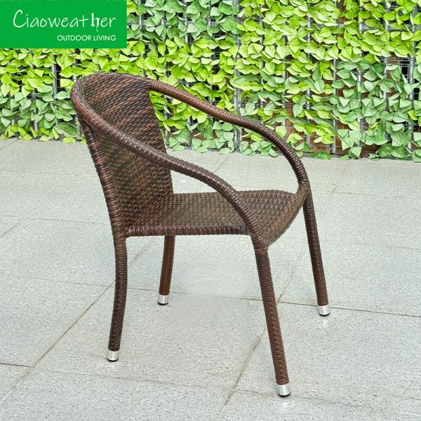 Meubles de jardin Chaise en rotin PE et ensemble de table pliable en osier pour manger en plein air dans les hôtels modernes