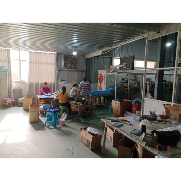 Пеленки любимца ODM OEM супер мягкие устранимые с пеленками собаки волшебных лент мужскими