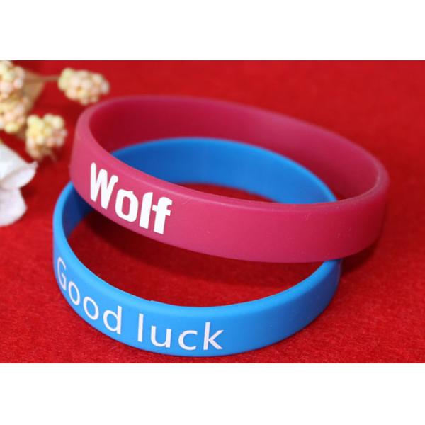Lettering Debossed Silicone Wristbands , Rubber Promotional Bracelets Smooth Edge