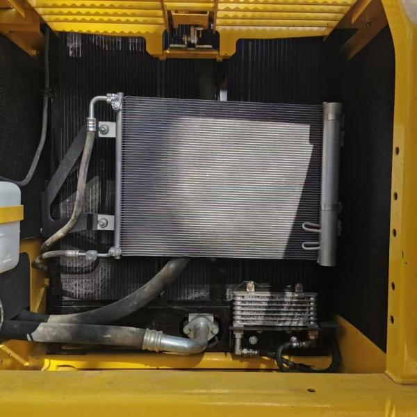 Couleur d'origine Utilisée excavateur Komatsu PC200 103KW permettre