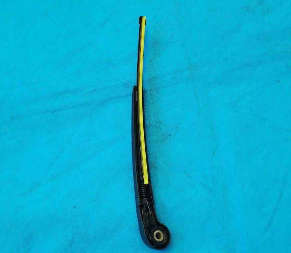 Geely Xingyue 1 Escovador traseiro de plástico e liga preto de alta resistência para vidro traseiro