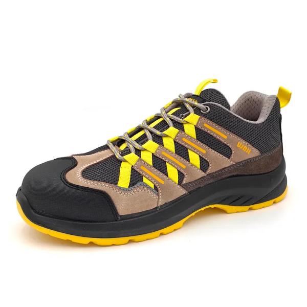 Des chaussures de sport légères en acier pour les orteils