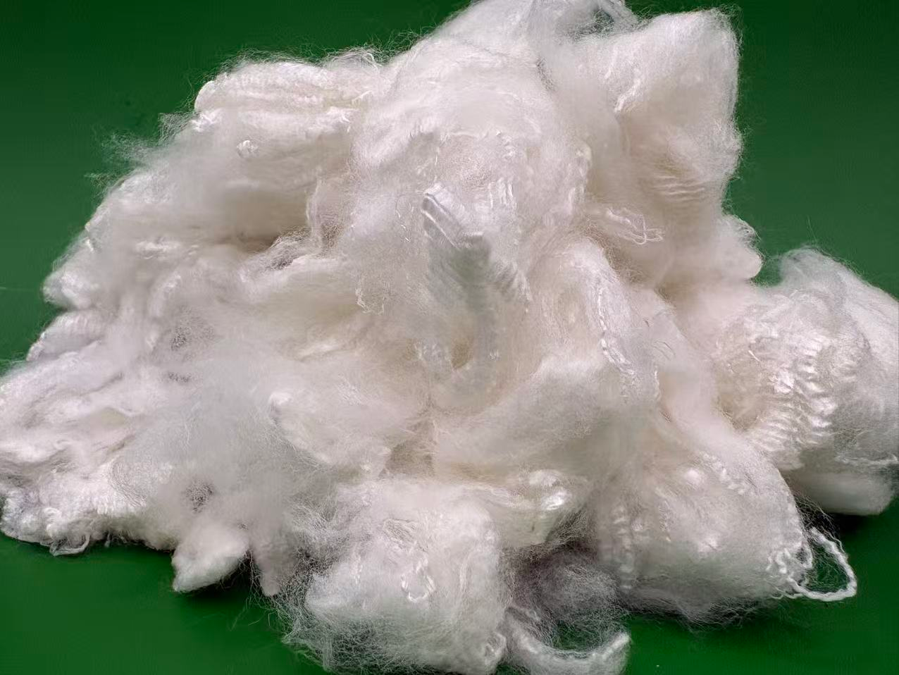 Raw Whit , 1.5D×38mm , Acrylic Fibers Wool Like Touch With Excellent Color Fastness For Spinning