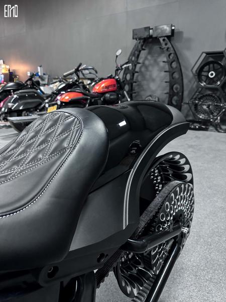 Bras oscillant de moto Harley Davidson en alliage d'aluminium anodisé