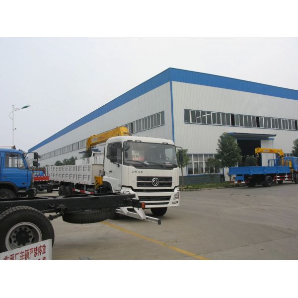 Dongfeng Heavy Duty 10 Wheels Truck Mounted Hydraulic Crane 6*4