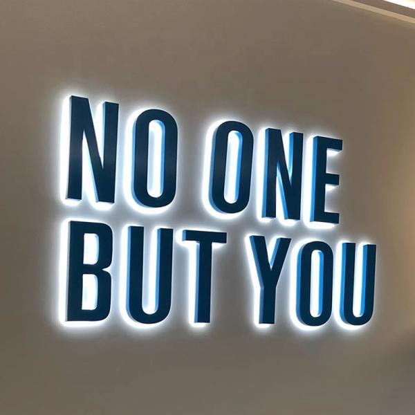 Outdoor Hotel Signage Customized LED Illuminated Acrylic Letters for Customized Color
