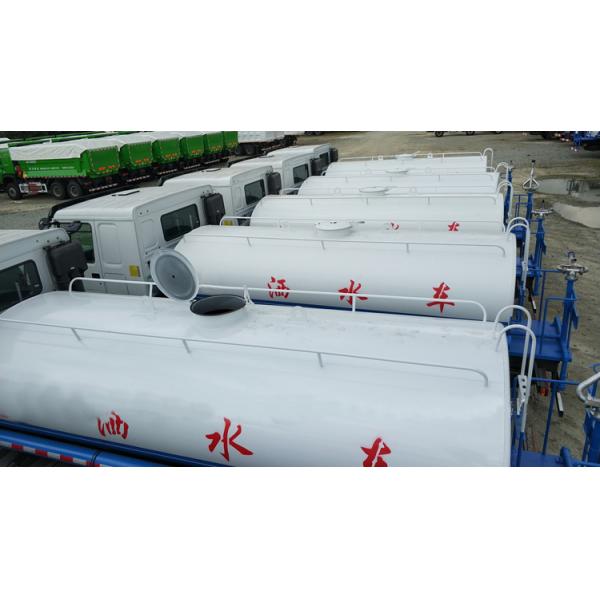 Sinotruk Brand 4x2 Liquid Tanker Truck Diesel Fuel Engine Manual Transmission